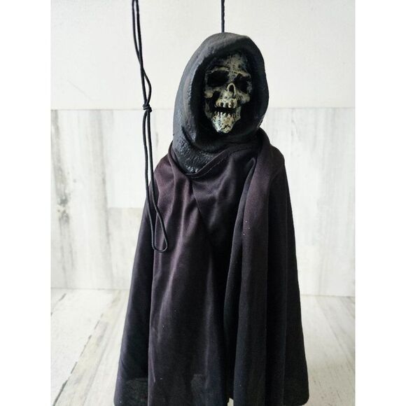 Paper magic grim reaper Halloween hanging prop mini vintage 2003 home decor - Picture 1 of 8